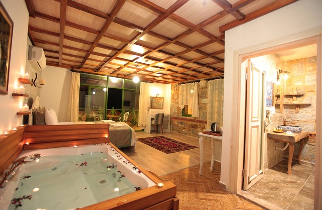 Celsus Boutique Hotel