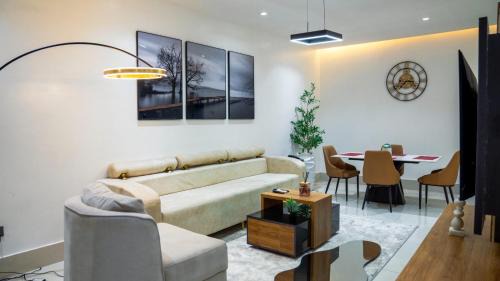 Center Point Apartment 3