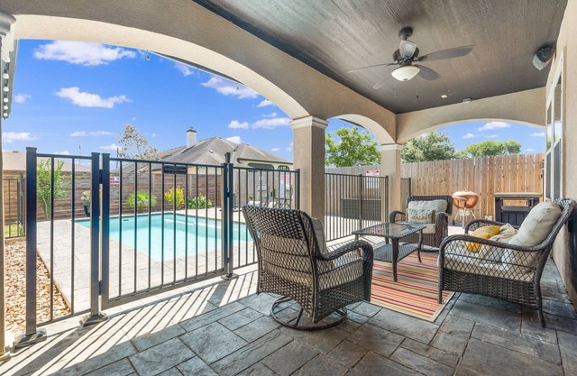 Centrally located Villa by the Bay with private pool.