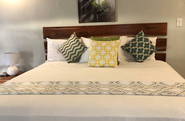 Centrally located, Close to Airport
