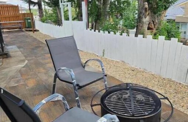Centre Street 4 bed Entire Suite 04