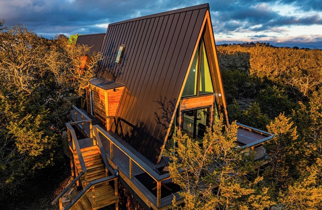 CETO Treehouse Fredericksburg