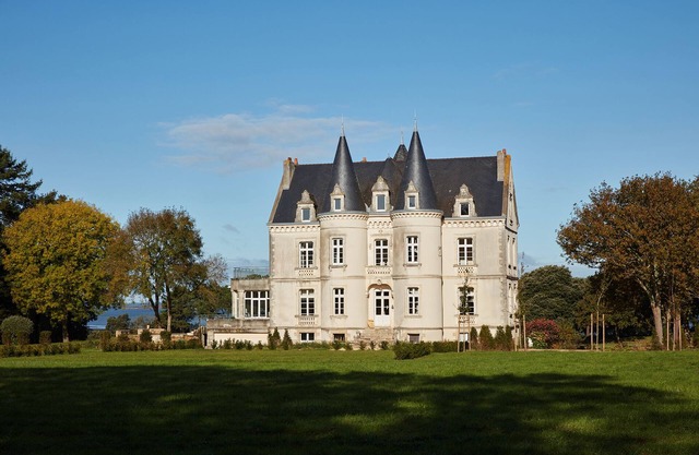 Château de Kergeorget, Golfe du Morbihan view, 15 people