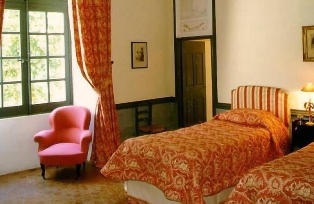Ch Jouy-Family room-Private Bathroom-Countryside view