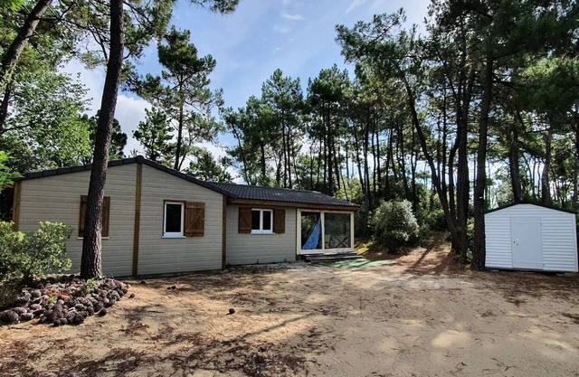 Chalet 060 - 3 bedrooms sleeps 7