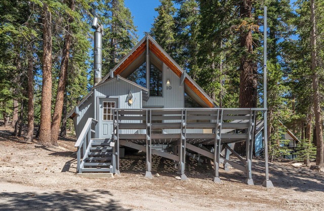 Chalet #10, Bike/Hike in Summer at Ski in Ski Out
