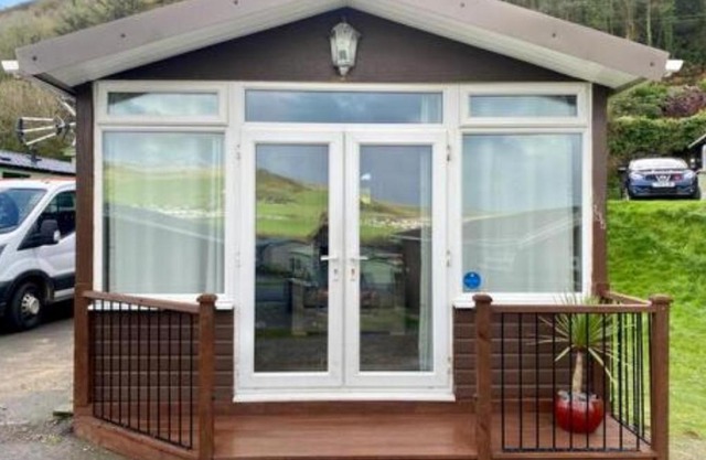 Chalet 135 - Clarach Bay Holiday Village