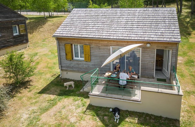 Chalet 4-6 pers à Saint-Juéry - LZV033-1