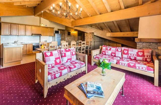 Chalet Altitude - Chalet Résidence Le Refuge * - 5 Room Apartment 8/10 People