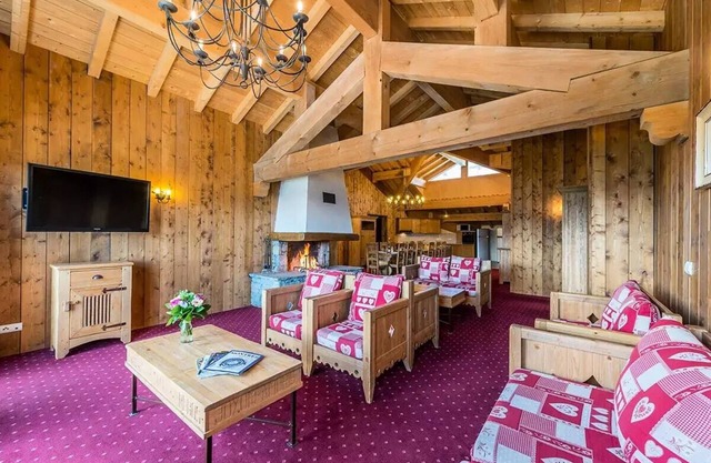 Chalet Altitude - Chalet Résidence Le Refuge * - 6 Room Apartment 10/12 People
