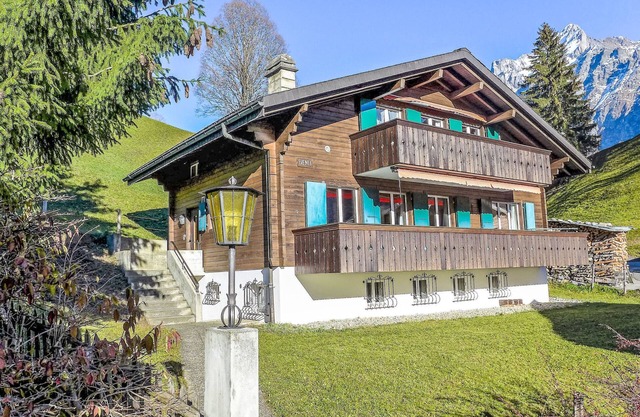 Chalet Bienli Mitte by Interhome