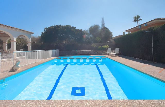 Chalet 'Can Canto Mediterranea X 6 Pax' with Private Pool, Wi-Fi and Air Conditioning