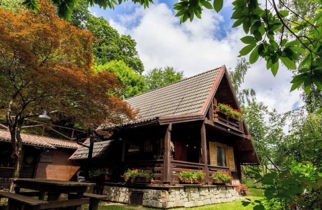 Chalet 'Casina Di Fata Mirtilla' with Mountain View, Private Terrace and Wi-Fi
