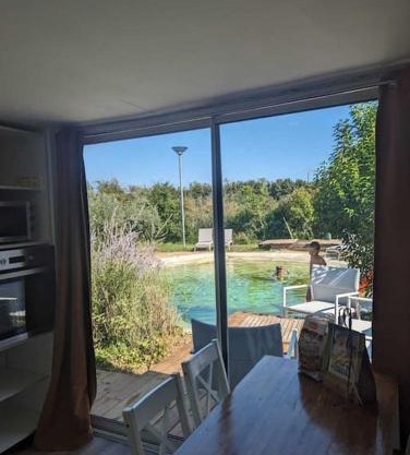 Chalet climatisé en campagne avec baignade privée