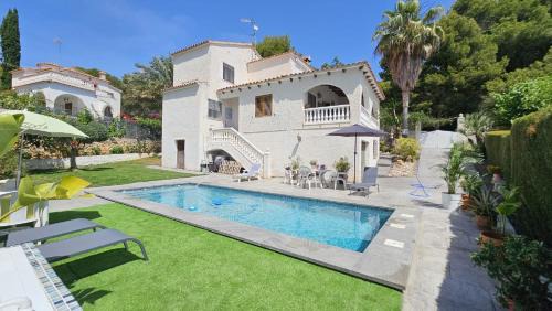 Chalet con piscina privada
