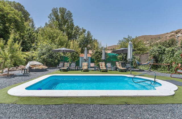 Chalet 'Cortijo Luz De La Sierra' with mountain views, private pool and Wi-Fi