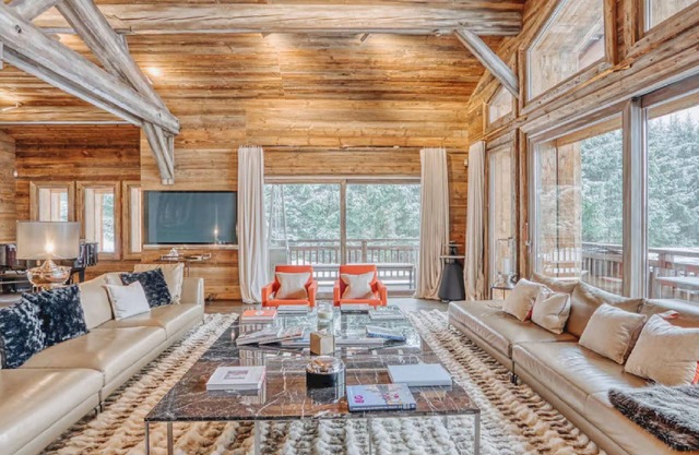Chalet Courchevel with 6 spacious bedrooms
