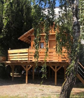 chalet dans la ville