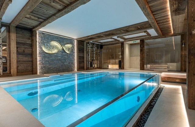Chalet Infinity - the ultimate SPA chalet in Chamonix with heated indoor pool.