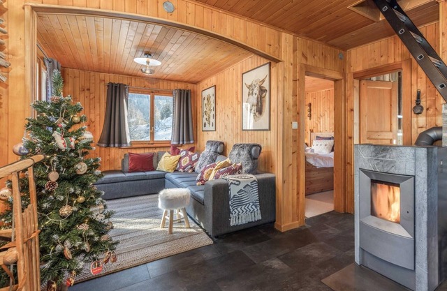Chalet Noisette | Authentic Swiss chalet | Perfect for families