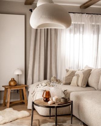 Chalet V11 by Villa 11 Folk & Design