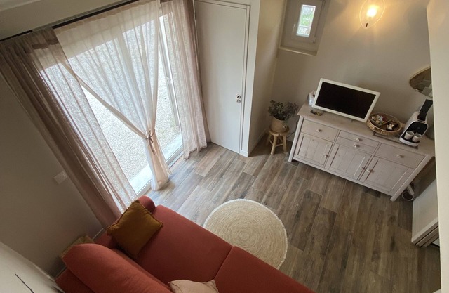 Chambre Avec Accès Parc et Piscine