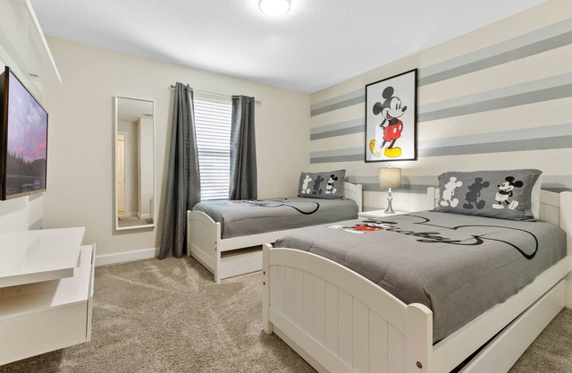 ChampionsGate 730PB- 4 Bedrooms - 3 Baths - 10 GUESTS