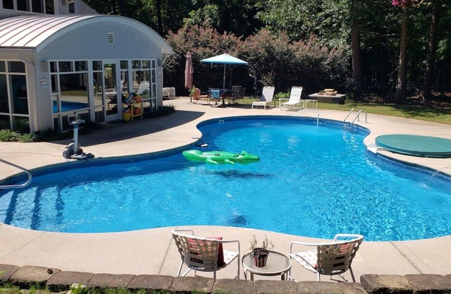 Changes In Latitudes Pool & Apartment Raleigh NC.