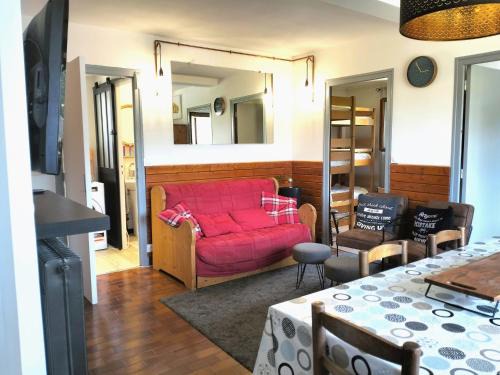 Charmant 3 pièces: balcon, parking privé, proche village - FR-1-761-42
