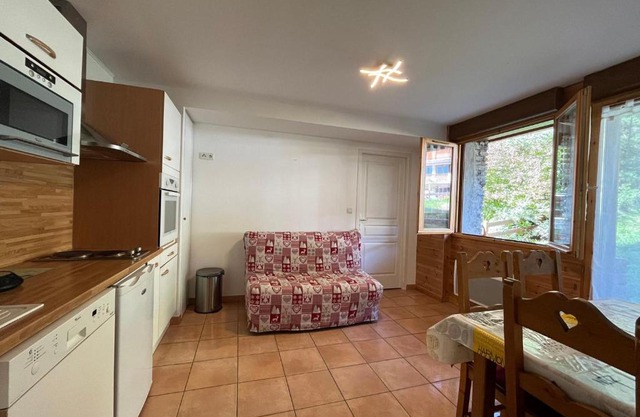 Charmant appartement à Pra-Loup avec terrasse, parking, et accès facile aux pistes - FR-1-165A-65
