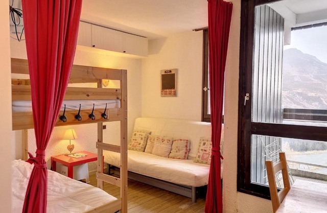 Charmant Studio 17m² pour 3 pers, Balcon, Ski aux Pieds, Résidence Génépi, Les Menuires - FR-1-178-349