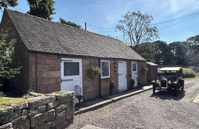 Charming 1 Bed Peak Dist Cottage Barn Alton Towers