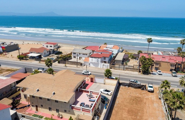 Charming 1-bedroom apartment in gorgeous Ensenada with pool and fitness room!