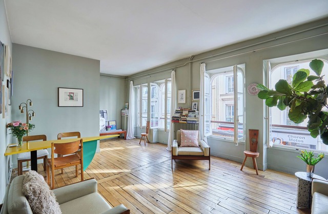 Charming 1-bedroom next to rue des Martyrs