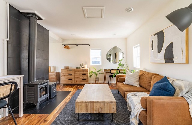 Charming 1BR Cottage in Ballard
