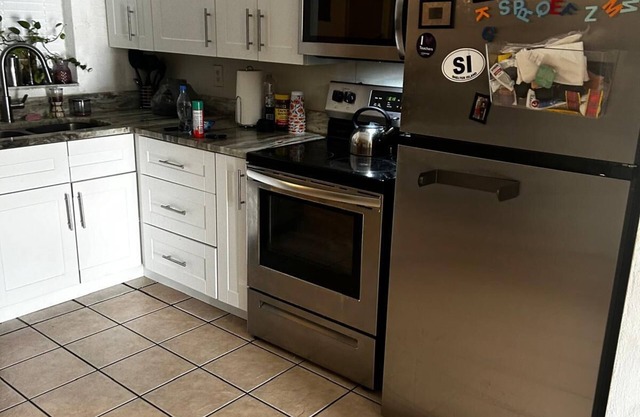 Charming 2-bedroom house in awesome Port St. Lucie with AC