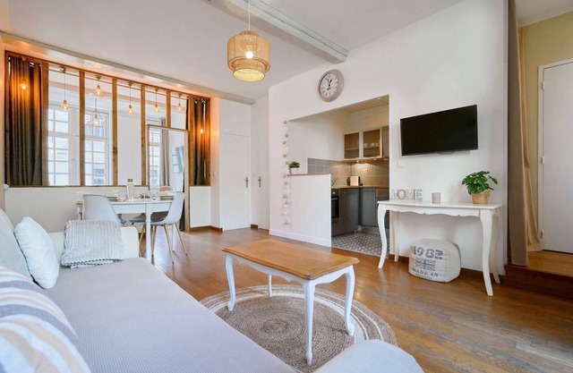 Charming 2 bedroom apartment with terrace
