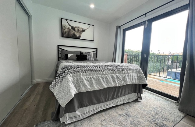 Charming 2-bedroom house in delightful Pasadena with AC