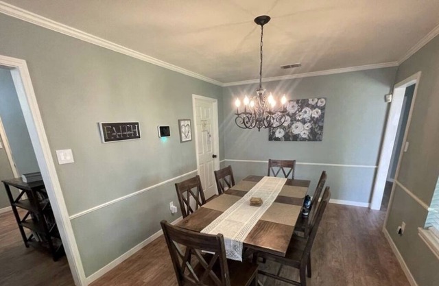 Charming 3/2 House by Texas Tech, LCU, Shopping