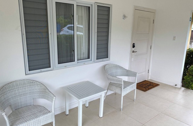 Charming 3-bedroom house with AC, WiFi, fitness room in enjoyable St. Ann Parish