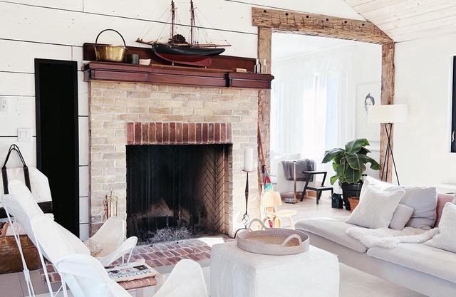 Charming 4 bedroom restored farmhouse in Beaver Valley