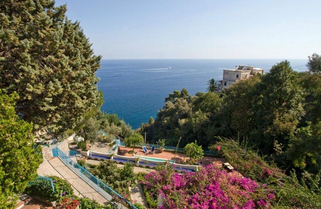 Charming 6 bedroom Villa in Amalfi (Q9113)