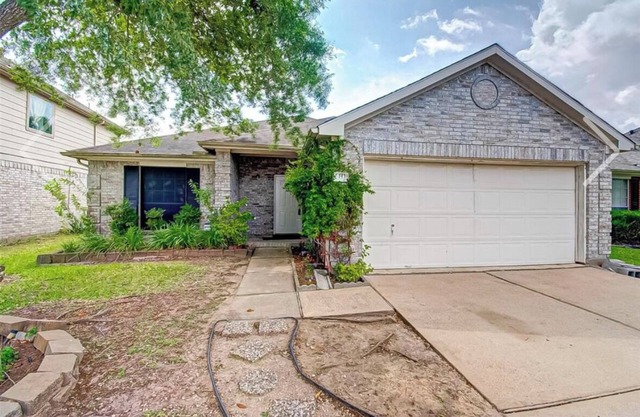Charming and Affordable 3-bedroom house in Houston