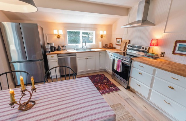 Charming and cozy coastal escape steps from the beach. Pet friendly!