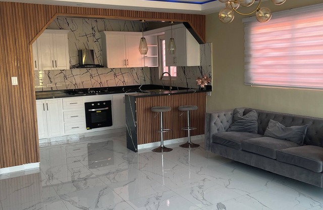 Charming apartment in phenomenal Santo Domingo with AC, WiFi, Pool