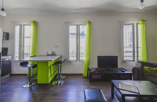 Charming apartment close to the Old Port