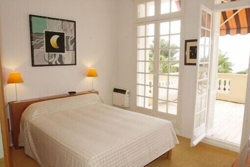Charming apartment in a luxurious residence in Hyeres