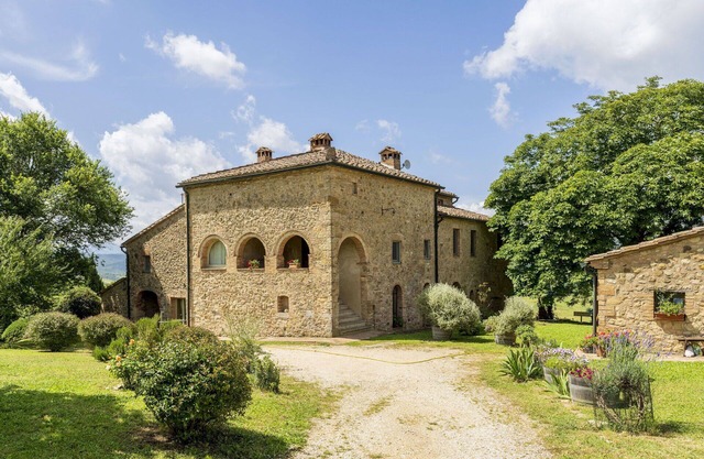 Charming Apartment With Pool In Radicondoli