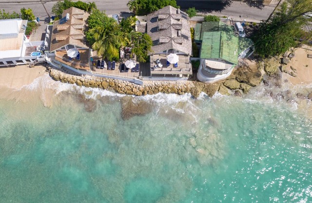 Charming Beachfront Villa - Sunset Reach