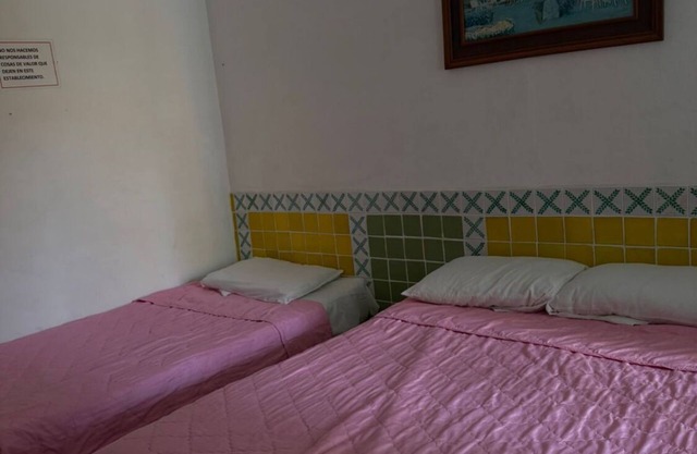Charming bed & breakfast in wonderful Q.R. with AC